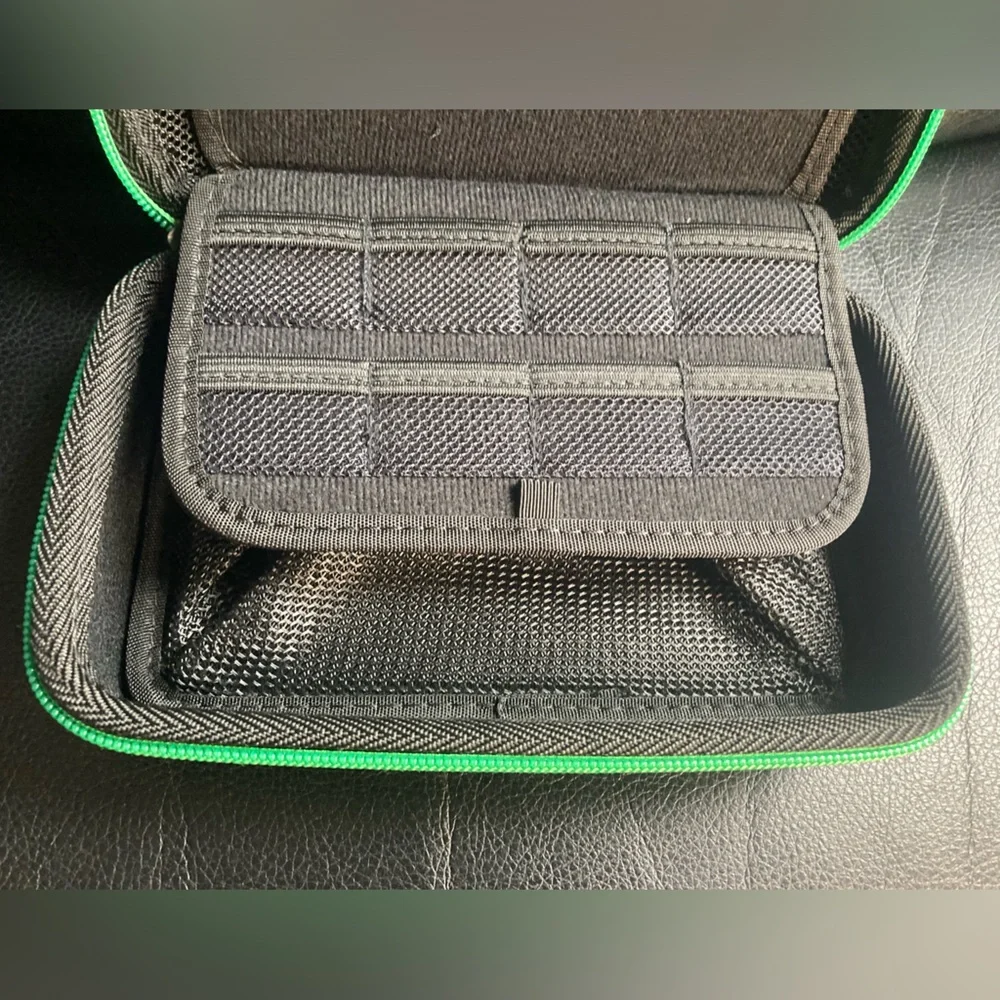 Jun Xuan Black & Green Game Carry Storage Case